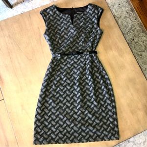 2/$30 Connected Apparel SZ 8 Gray & Black Belted Sleeveless Sheath Dress